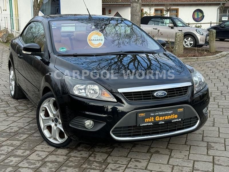 Schwarz Gebraucht 2010 Ford Focus Cabriolet Titanium Cabrio | 8.490 € - Bild 1/4