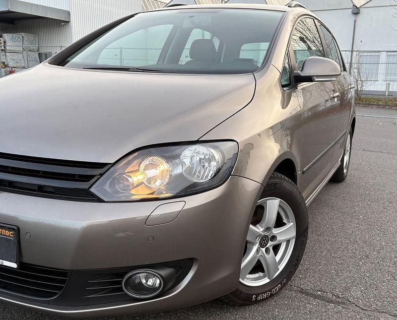 Gebraucht VW Golf Plus Cross Trendline 105 PS (77 kW) 2011 Braun Van / Kleinbus