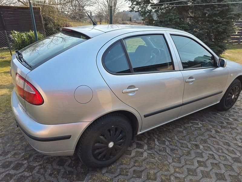 Gebraucht Seat Leon 105 PS (77 kW) 2002 Silber Kleinwagen