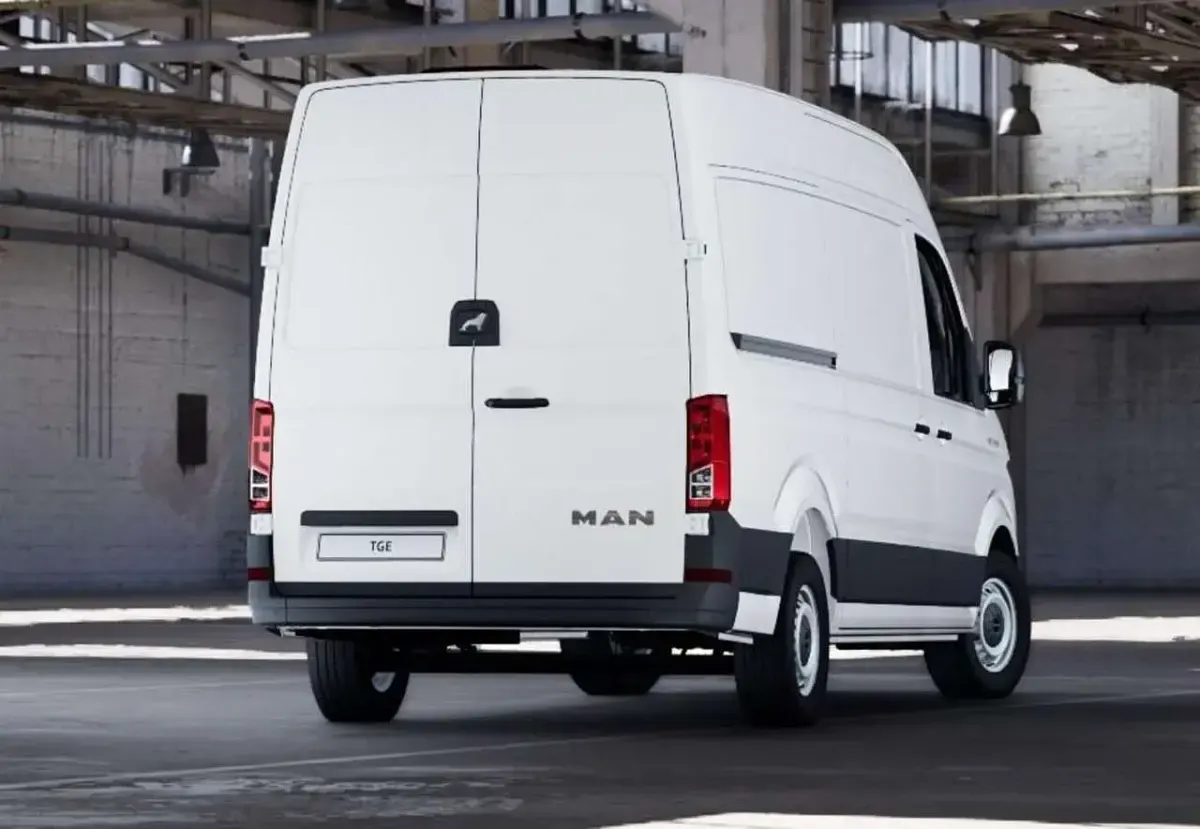 Nowe MAN TGE 140 KM (102 kW) 2025 Biały Van