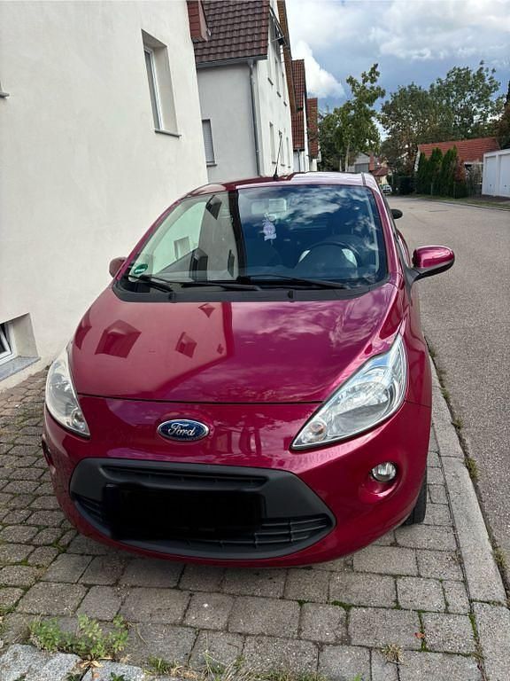 Andere farben Gebraucht 2010 Ford Ka Titanium Kleinwagen | 3.800 € (Etwas zu teuer) - Bild 1/4