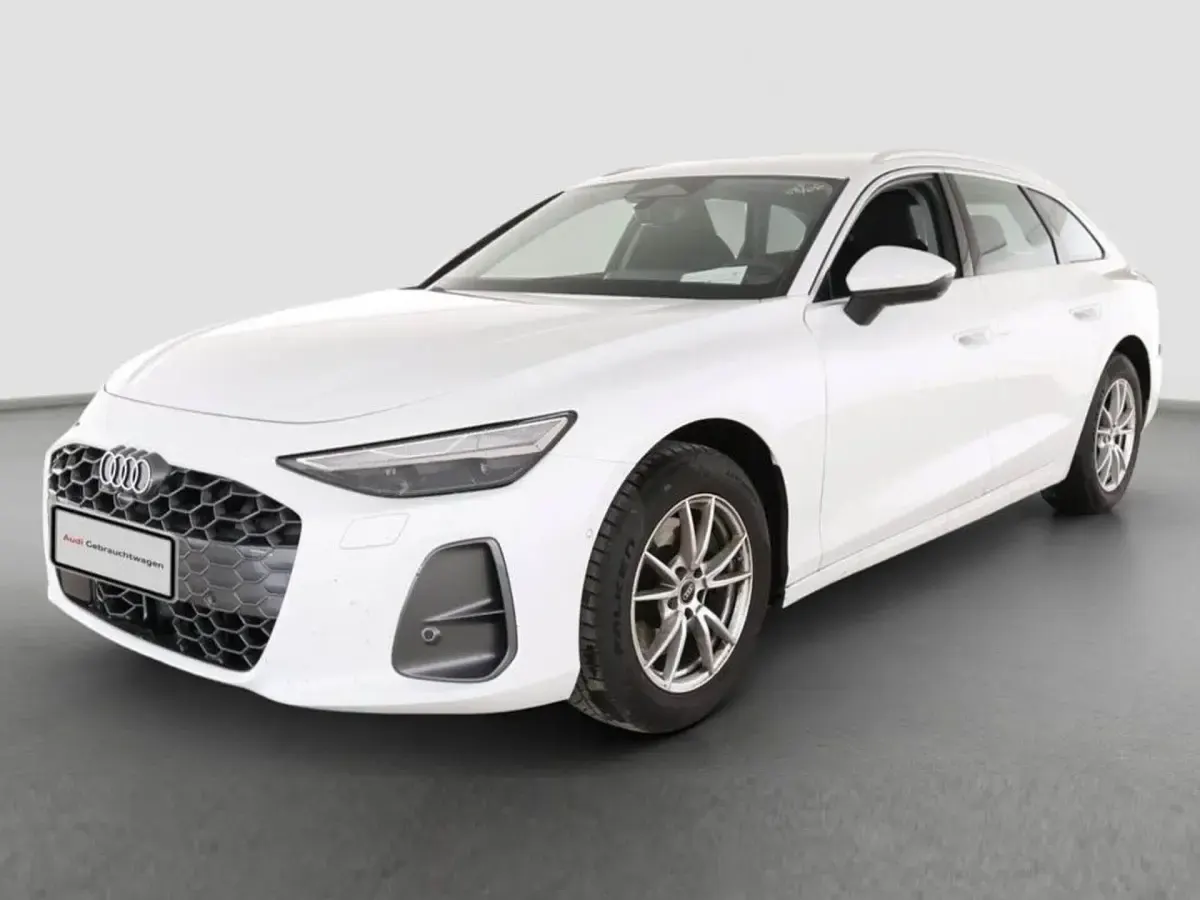 Gebraucht Audi A6 Advanced 204 PS (150 kW) 2025 Weiß Kombi