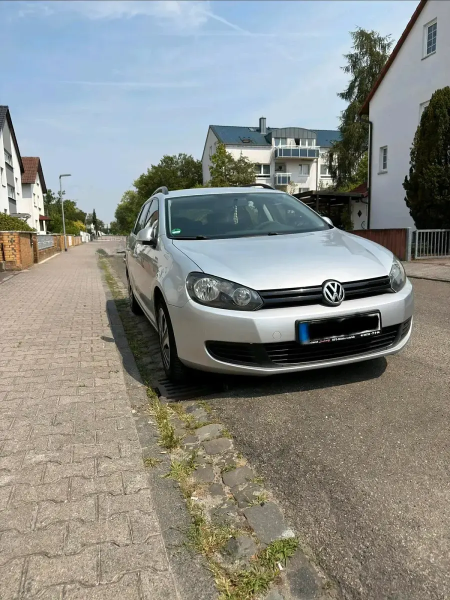 Gebraucht VW Golf VI 105 PS (77 kW) 2010 Grau Kombi