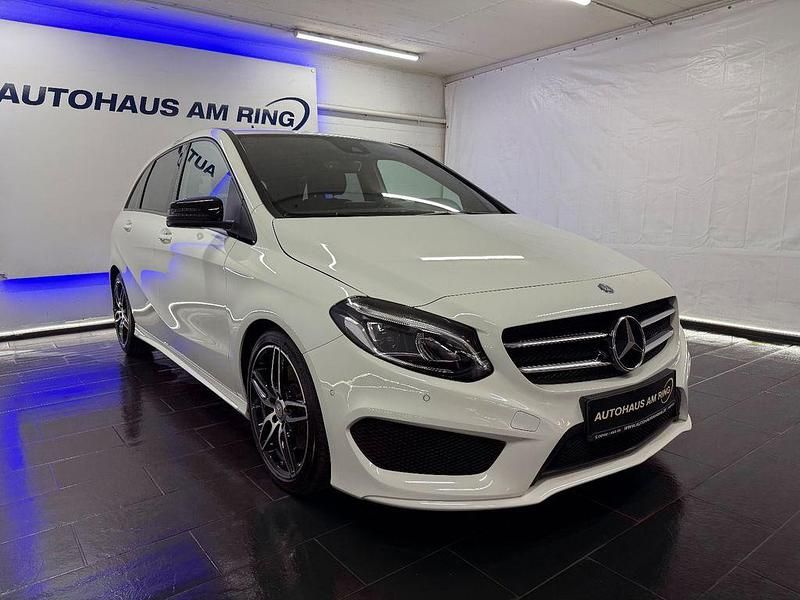 Gebraucht Mercedes B220 AMG 177 PS (130 kW) 2015 Weiß Van / Kleinbus