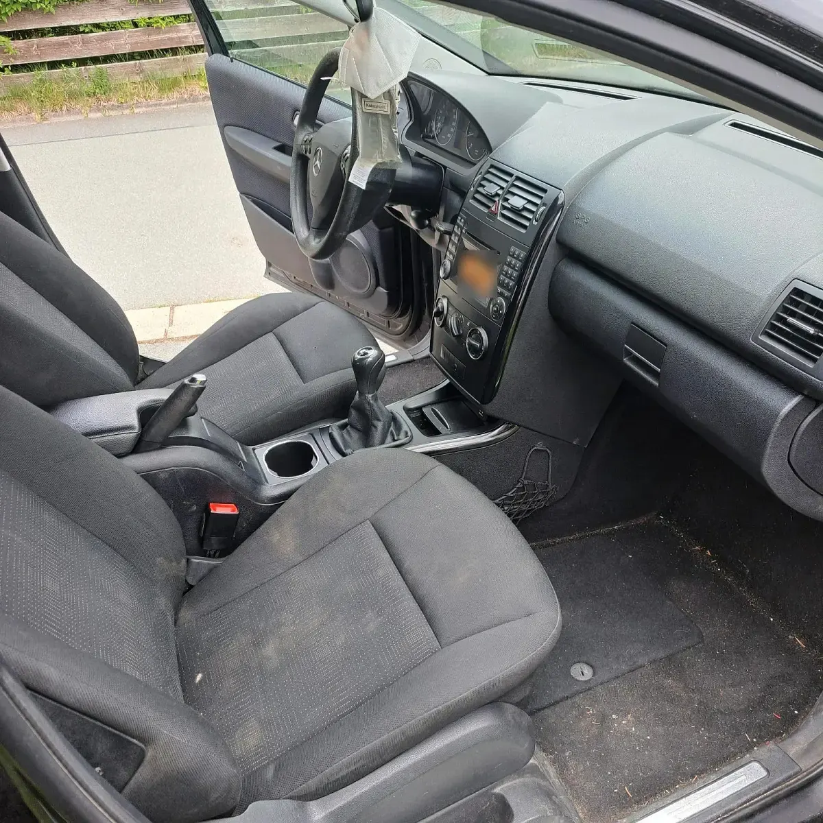 Gebraucht Mercedes A160 95 PS (69 kW) 2010 Schwarz Kleinwagen