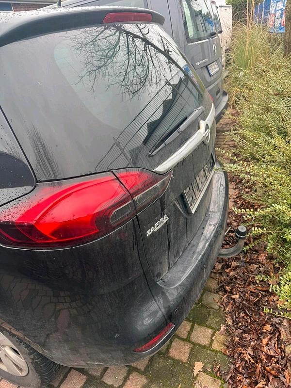 Gebraucht Opel Zafira 136 PS (100 kW) 2015 Schwarz Van / Kleinbus
