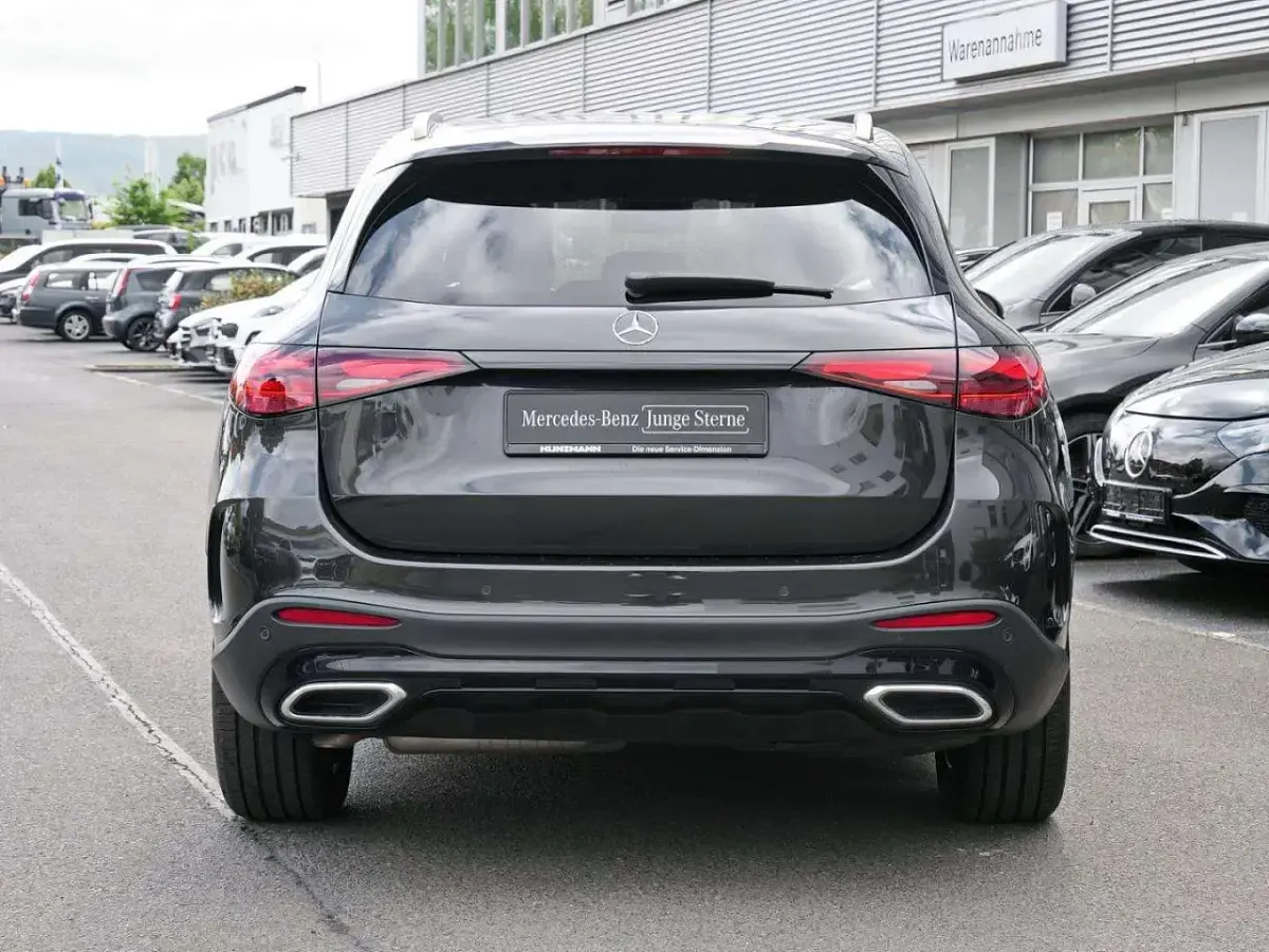 Second-hand Mercedes GLC220 AMG 197 CP (144 kW) 2023 Gri SUV