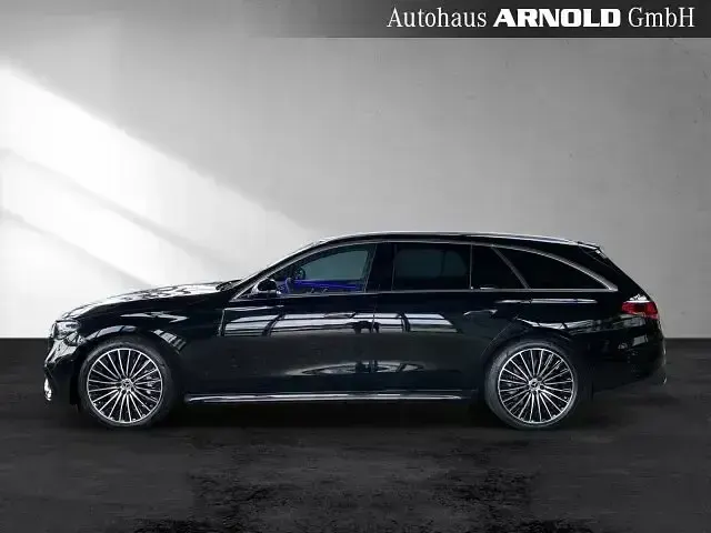 Gebraucht Mercedes E450 AMG line 367 PS (269 kW) 2024 Obsidianschwarz Kombi