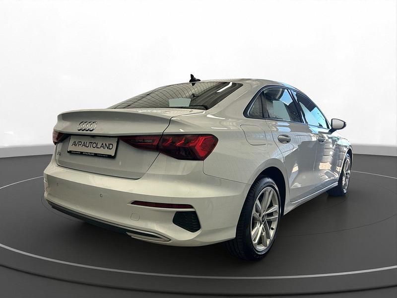 Gebraucht Audi A3 Advanced Plus 110 PS (80 kW) 2024 Gletscherweiß Limousine