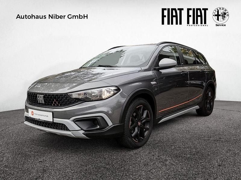 Grau Gebraucht 2023 Fiat Tipo Cross Kombi | 20.190 € (Fairer Preis) - Bild 1/4
