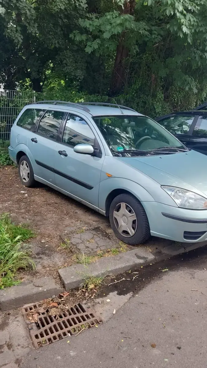 Gebraucht Ford Focus 100 PS (73 kW) 2002 Grün Kombi