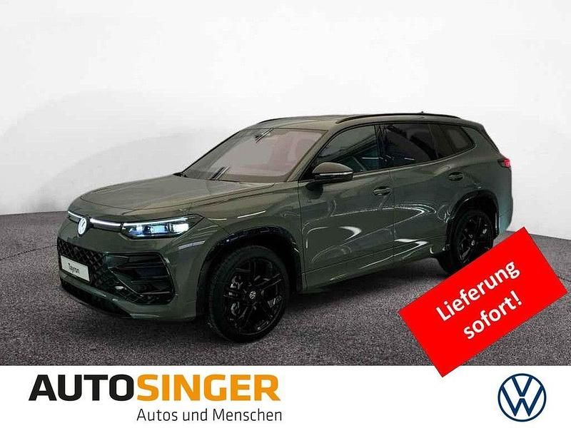 Cipressinogrün metallic Neu 2025 VW Tayron R-line SUV | 67.980 € (Etwas zu teuer) - Bild 1/4