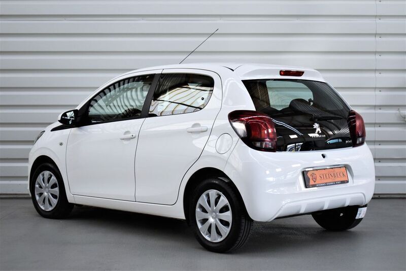 Gebraucht Peugeot 108 Active 69 PS (50 kW) 2017 Weiß Kleinwagen