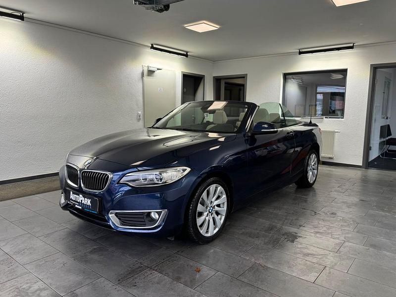 Gebraucht BMW 220 Luxury Line 190 PS (139 kW) 2015 Blau Cabrio
