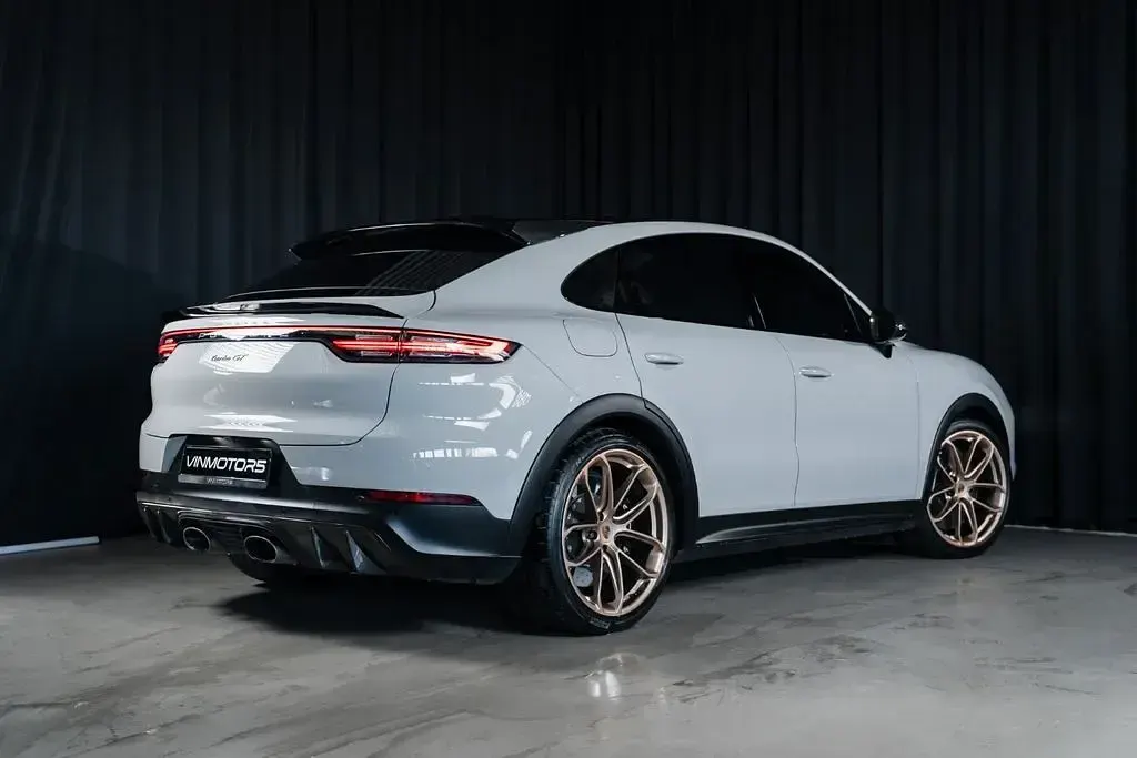 Gebraucht Porsche Cayenne 640 PS (470 kW) 2022 Grau SUV