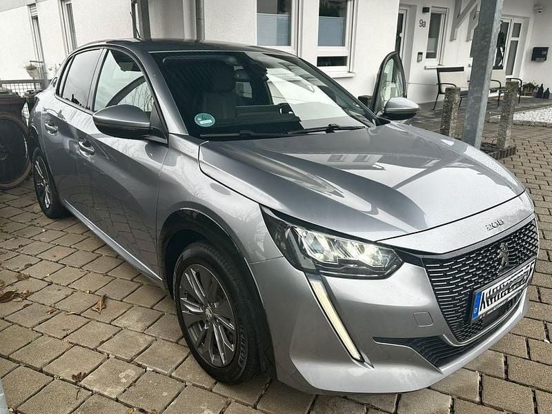 Gebraucht 2021 Peugeot e-208 Allure Kleinwagen | 12.750 € (Superpreis) - Bild 1/4