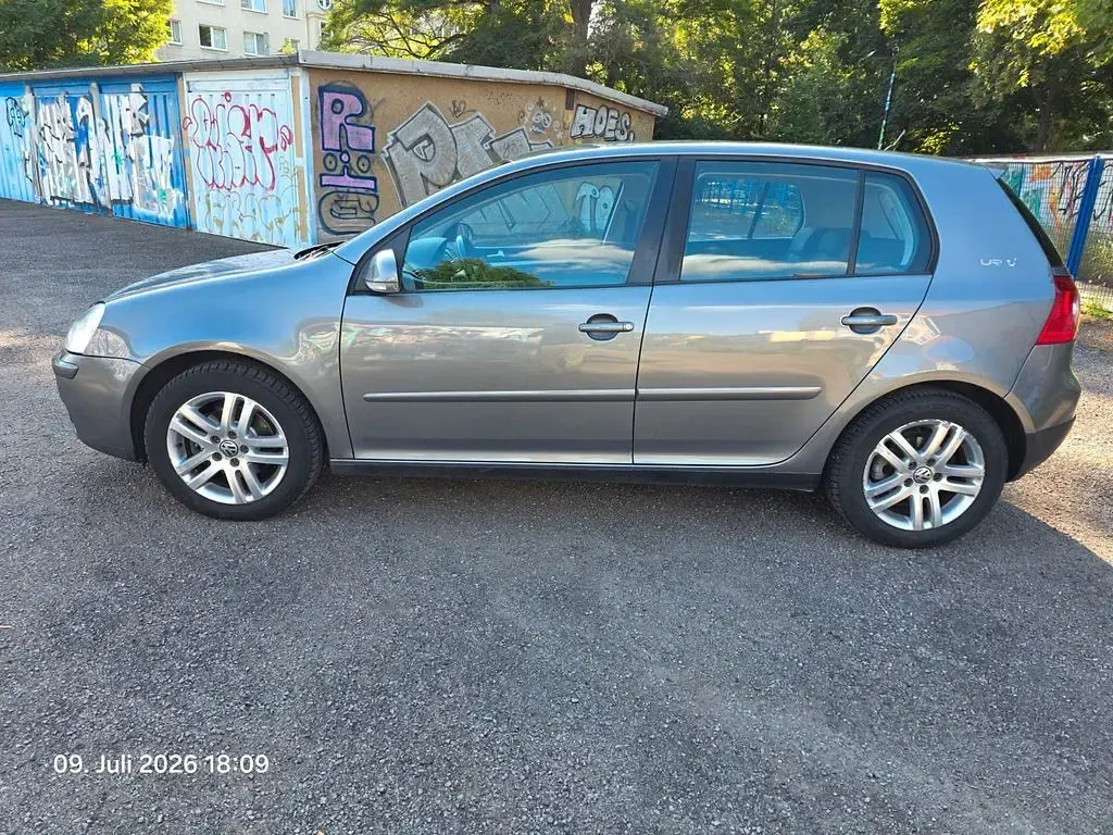 Gebraucht VW Golf V Edition 80 PS (58 kW) 2007 Grau Limousine