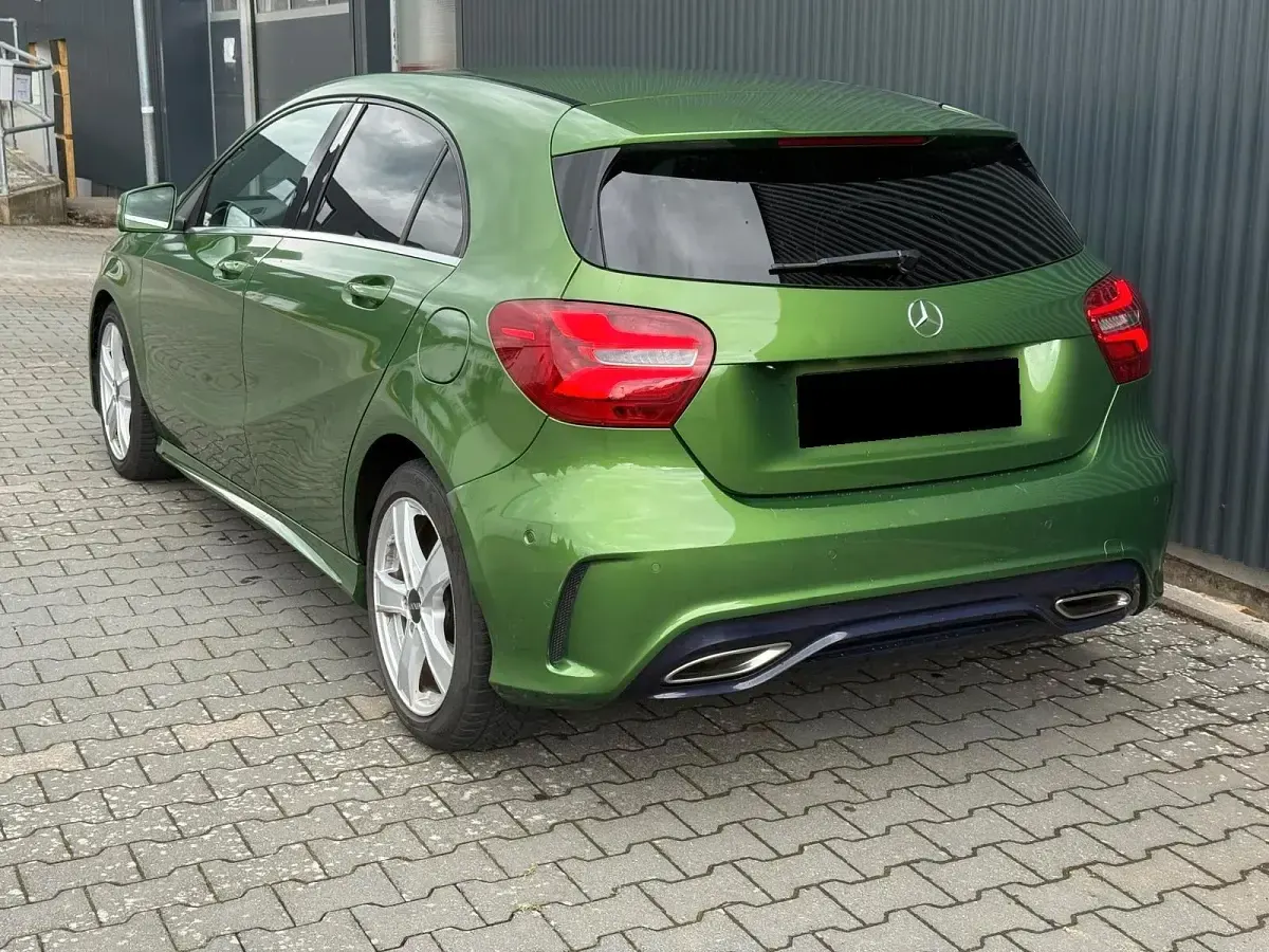 Gebraucht Mercedes A180 AMG 110 PS (80 kW) 2016 Grün Kleinwagen