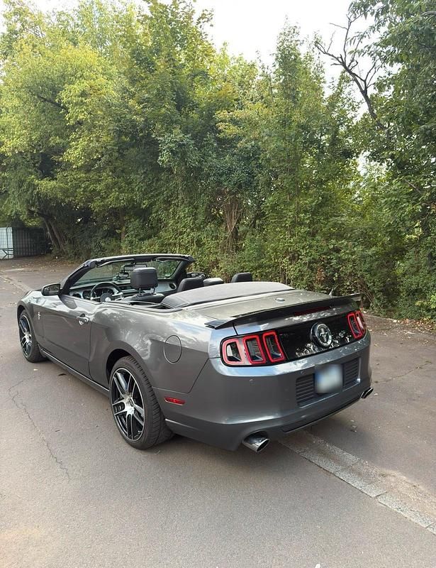 Gebraucht Ford Mustang 310 PS (228 kW) 2013 Grau Cabrio