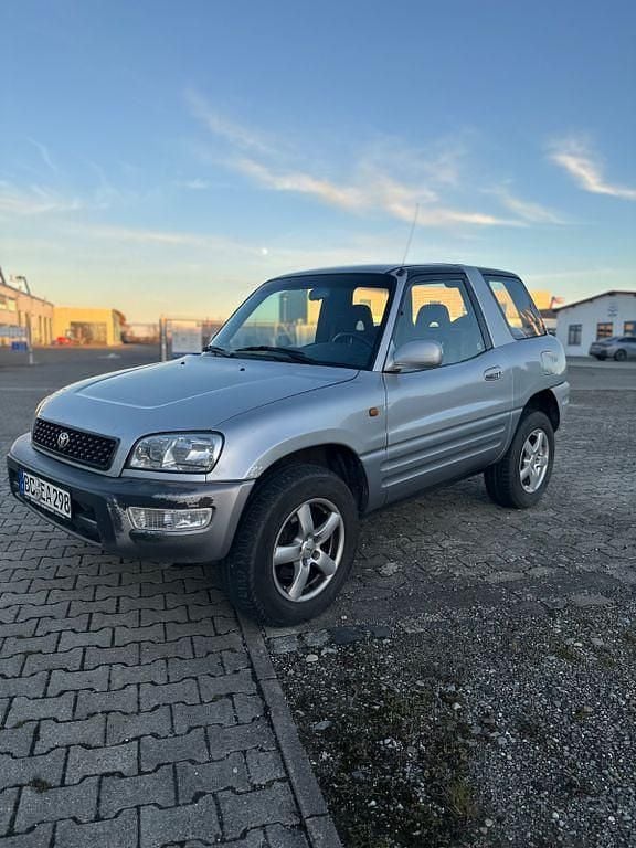 Gebraucht Toyota RAV4 128 PS (94 kW) 1998 Silber SUV