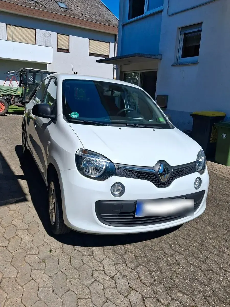 Gebraucht Renault Twingo Life 69 PS (50 kW) 2019 Weiß Kleinwagen