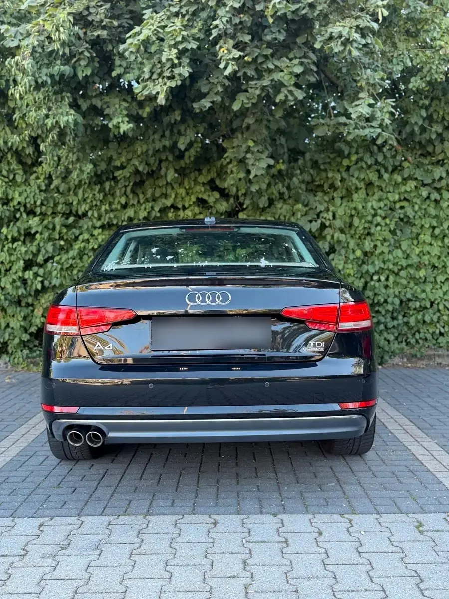 Gebraucht Audi A4 190 PS (139 kW) 2016 Schwarz Limousine