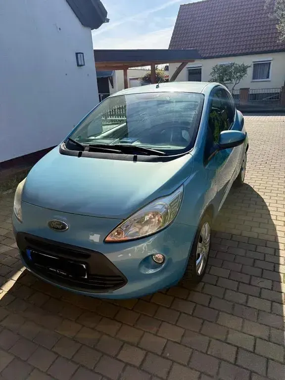 Usata Ford Ka 69 CV (50 kW) 2010 Blu Utilitaria