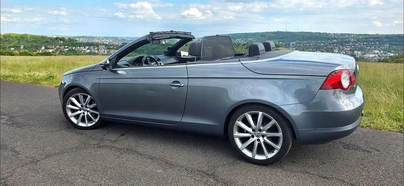 Gebraucht VW Eos Individual 160 PS (117 kW) 2010 Grau Cabrio