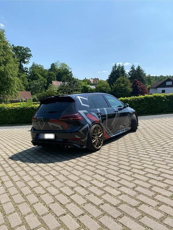 Gebraucht VW Golf VII 300 PS (220 kW) 2017 Schwarz Limousine