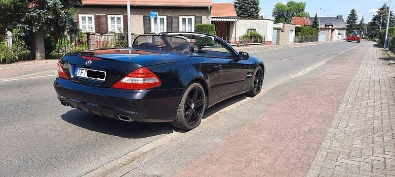 Gebraucht Mercedes SL280 231 PS (169 kW) 2008 Schwarz Cabrio