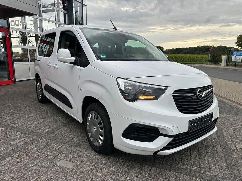 Weiß Gebraucht 2019 Opel Combo Life Innovation Van / Kleinbus | 12.990 € (Guter Preis) - Bild 1/4