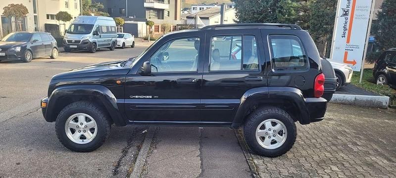 Gebraucht Jeep Cherokee Limited 211 PS (155 kW) 2002 Schwarz SUV