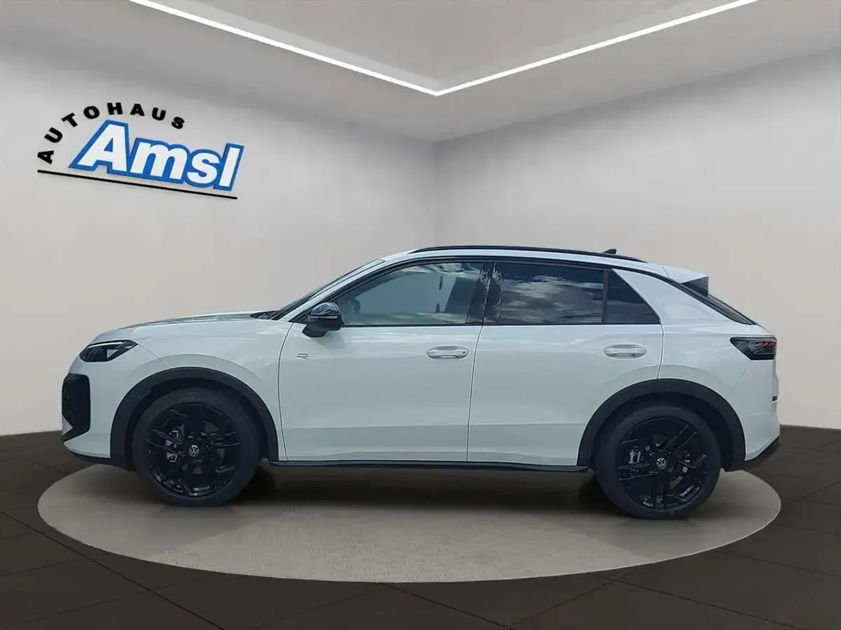 Neu VW T-Roc R-line 150 PS (110 kW) 2026 Weiß SUV