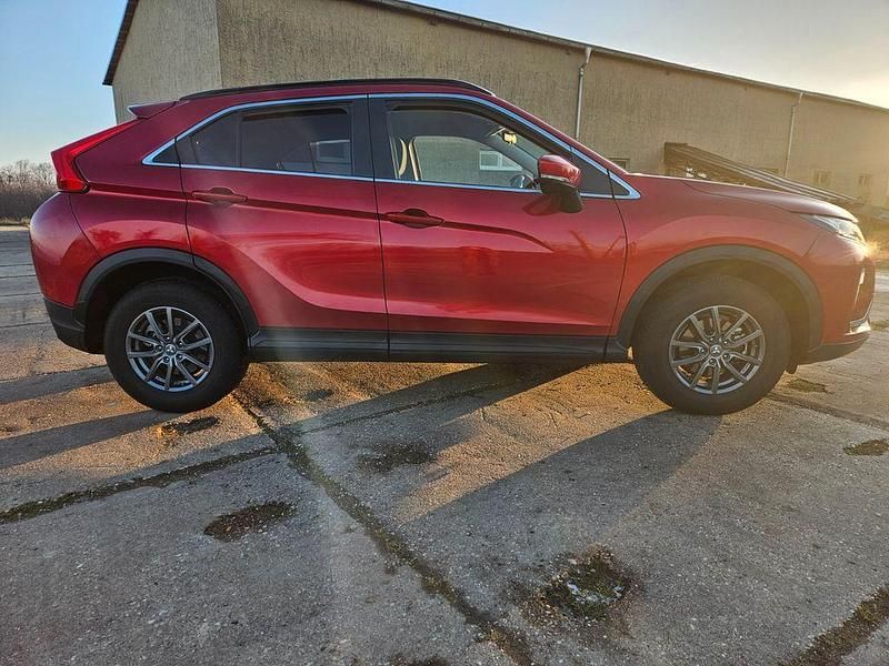 Gebraucht Mitsubishi Eclipse Cross 163 PS (119 kW) 2019 Rot SUV