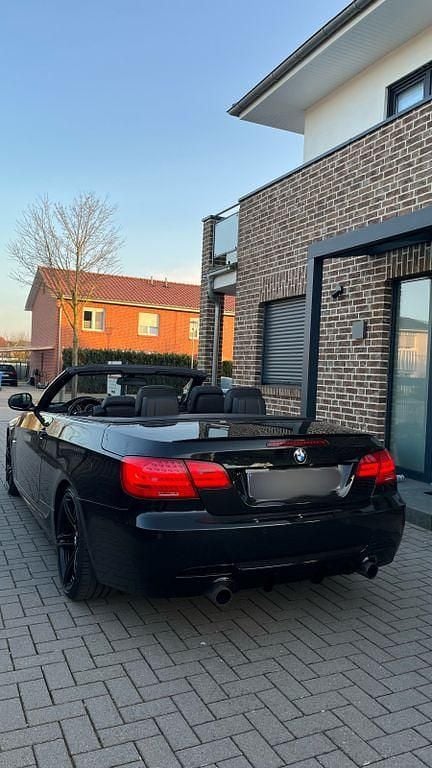 Gebraucht BMW 335 Cabriolet Performance 306 PS (225 kW) 2011 Schwarz Cabrio
