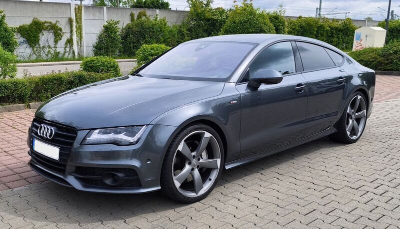Grau Gebraucht 2013 Audi A7 S-Line Kleinwagen | 25.500 € - Bild 1/4