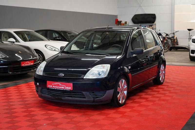 Gebraucht Ford Fiesta 80 PS (58 kW) 2004 Schwarz Kleinwagen