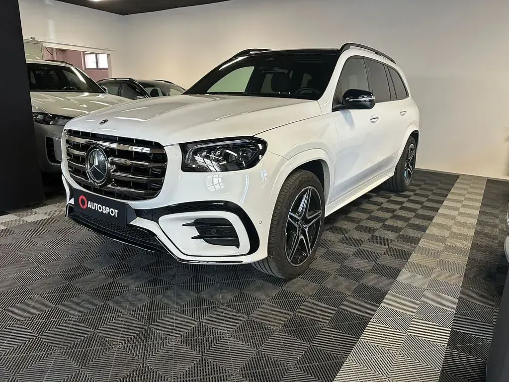 Gebraucht Mercedes GLS450 367 PS (269 kW) 2025 Weiß SUV