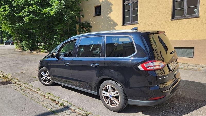 Gebraucht Ford Galaxy Titanium 165 PS (121 kW) 2020 Schwarz Van / Kleinbus