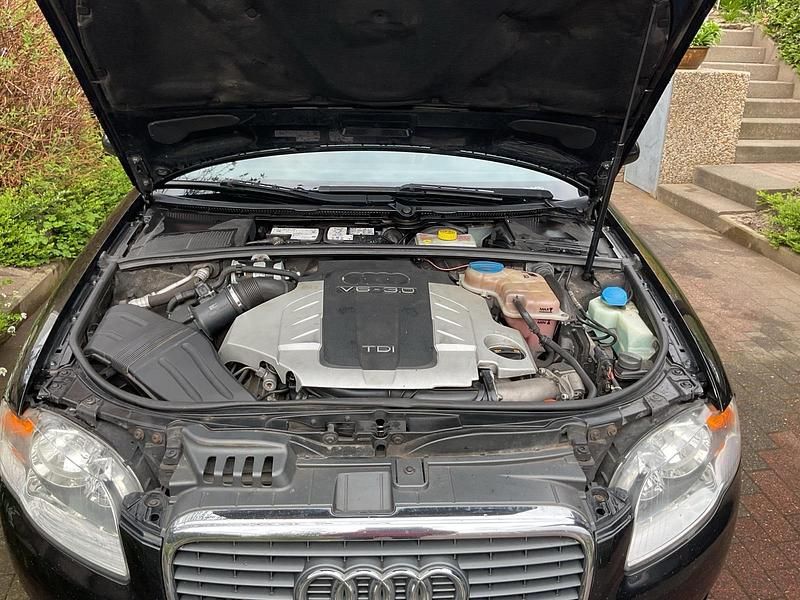 Używany Audi A4 Performance 232 KM (170 kW) 2007 Czarny Kombi