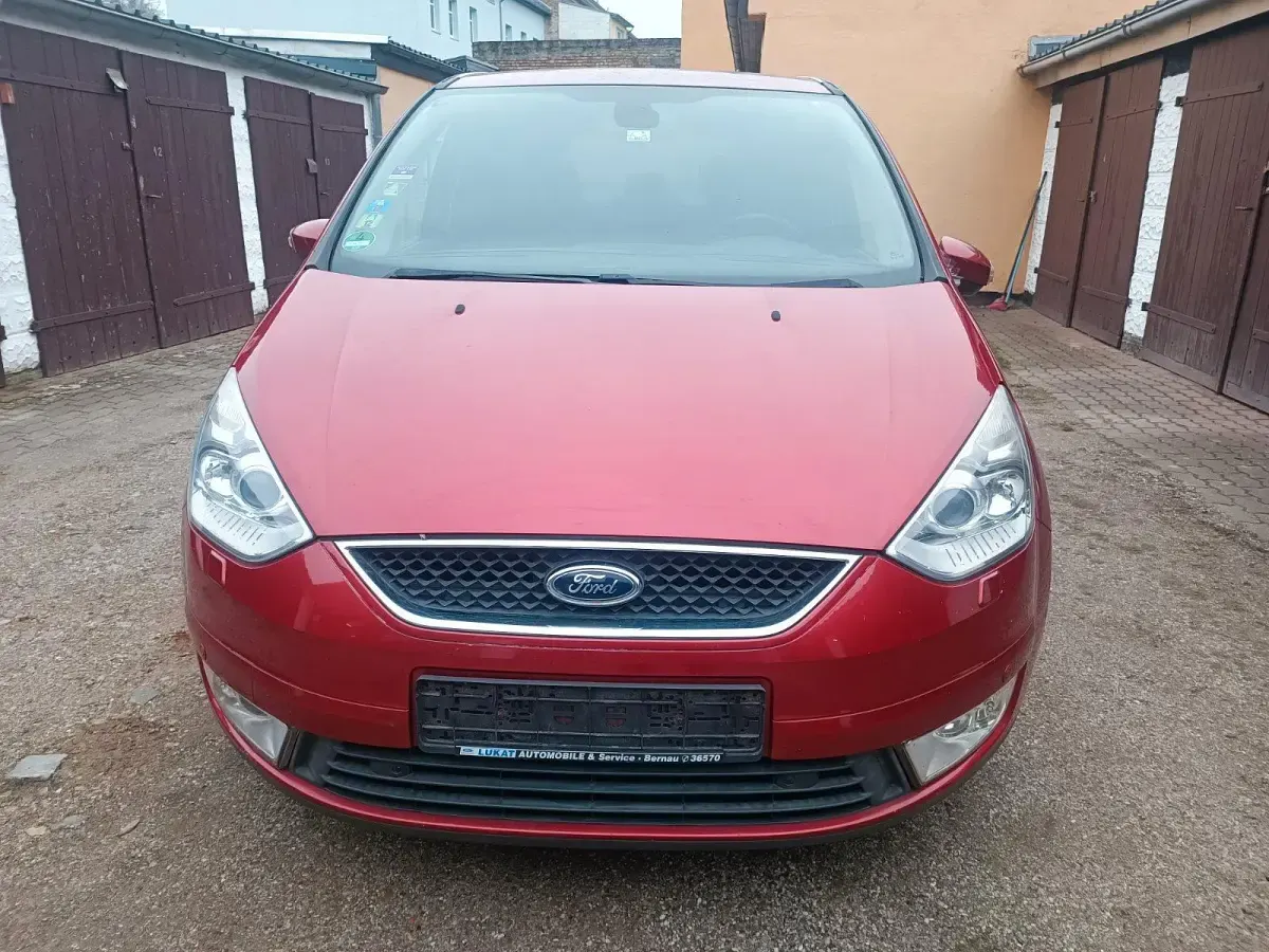 Gebraucht Ford Galaxy Ghia 131 PS (96 kW) 2007 Rot Van / Kleinbus