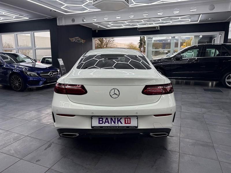 Gebraucht Mercedes E300 AMG 258 PS (189 kW) 2020 Weiß Coupé