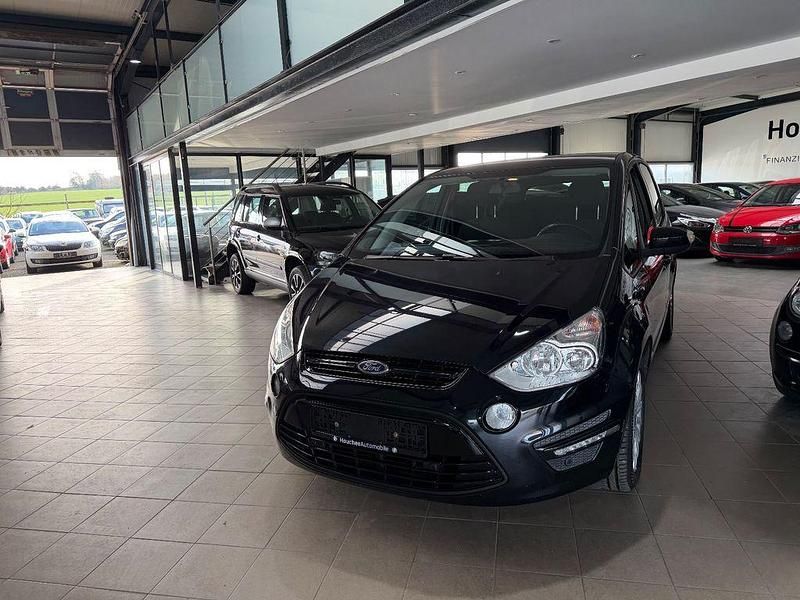 Schwarz Gebraucht 2015 Ford S-MAX Business Edition Van / Kleinbus | 7.490 € (Guter Preis) - Bild 1/4