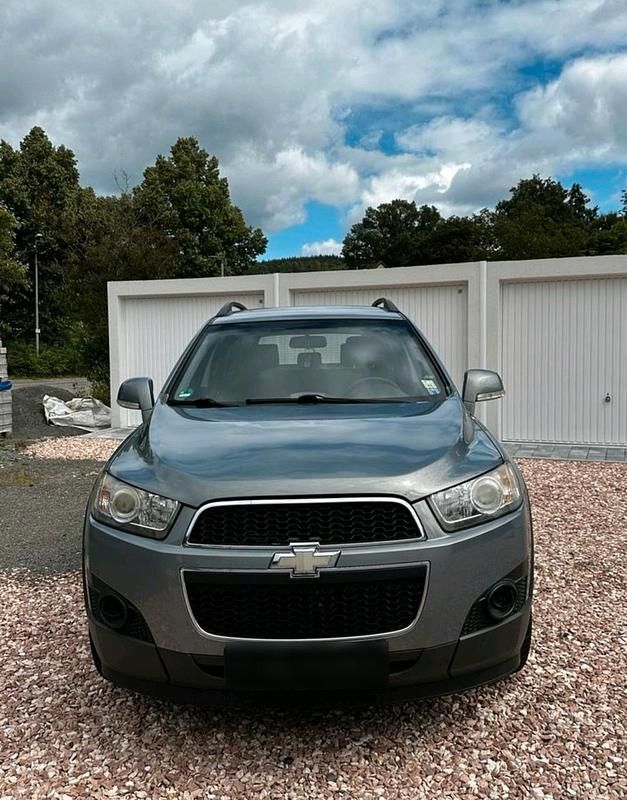 Gebraucht Chevrolet Captiva 163 PS (119 kW) 2012 Silber SUV