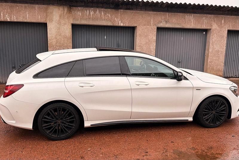 Gebraucht Mercedes CLA220 AMG 184 PS (135 kW) 2018 Weiß Limousine