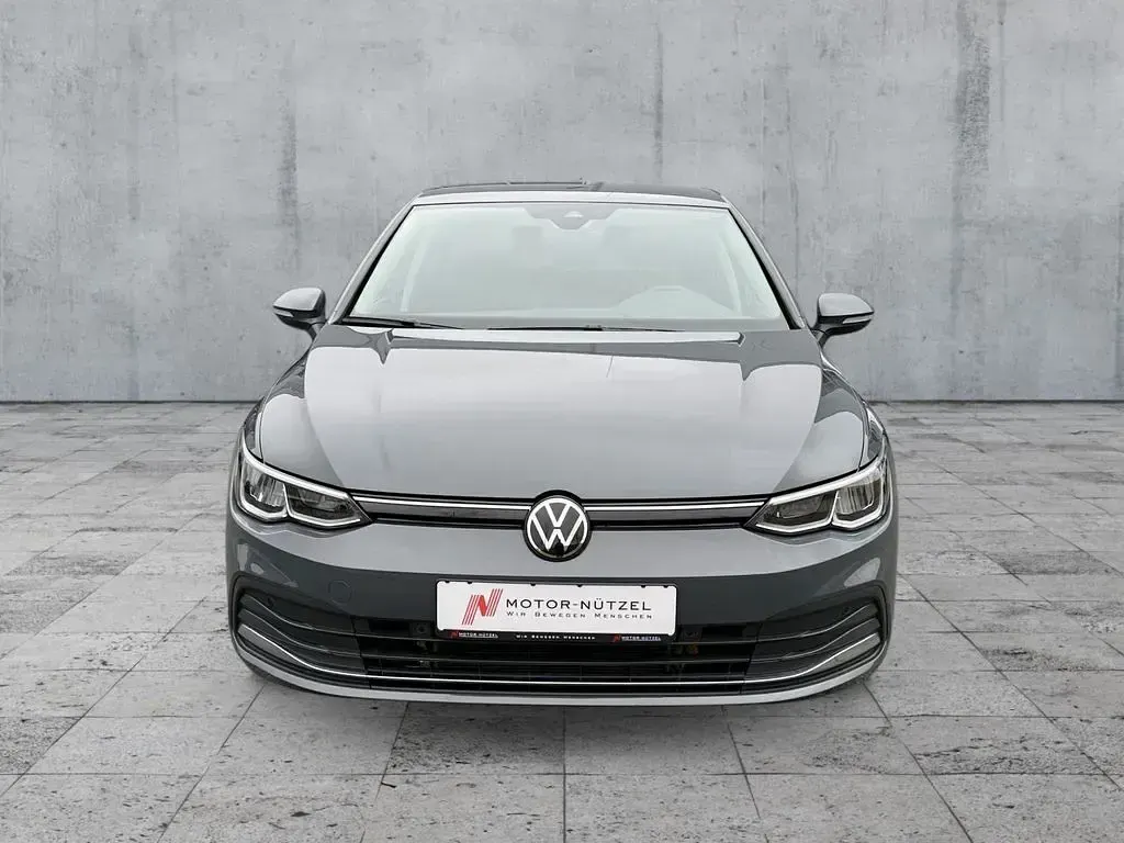 Gebraucht VW Golf VIII Active 116 PS (85 kW) 2023 Grau Limousine