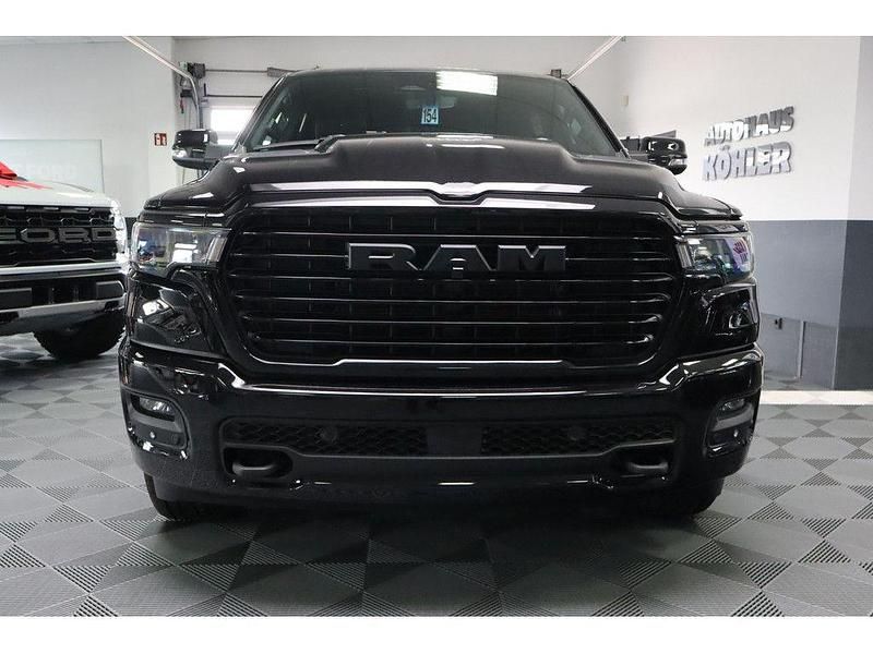 Neu Dodge Ram 419 PS (308 kW) 2025 Diamond black Pickup