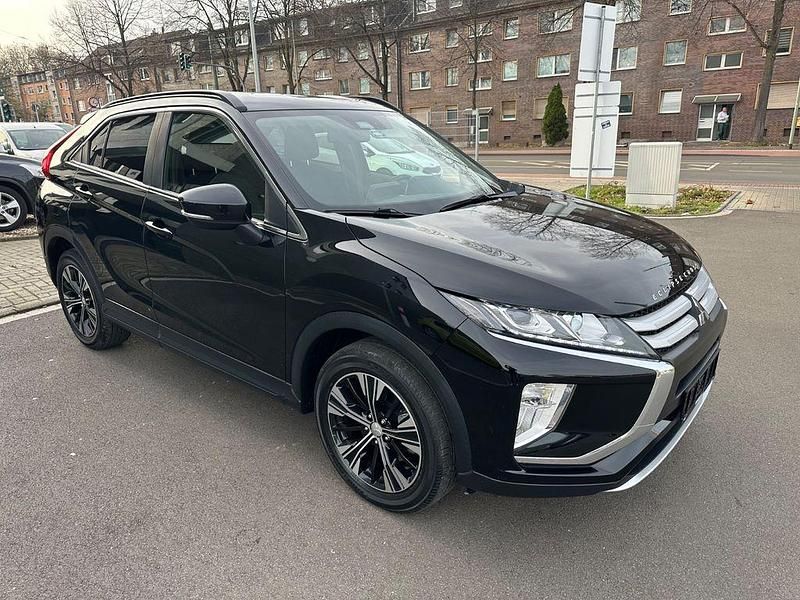 Schwarz Gebraucht 2019 Mitsubishi Eclipse Cross Diamant Edition SUV | 16.880 € (Fairer Preis) - Bild 1/4