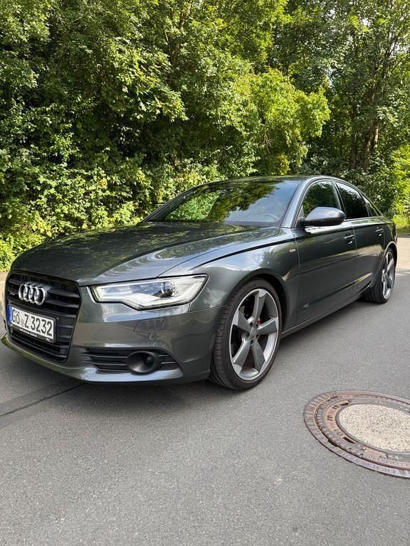 Grau Gebraucht 2013 Audi A6 S-Line Limousine | 12.500 € (Fairer Preis) - Bild 1/4