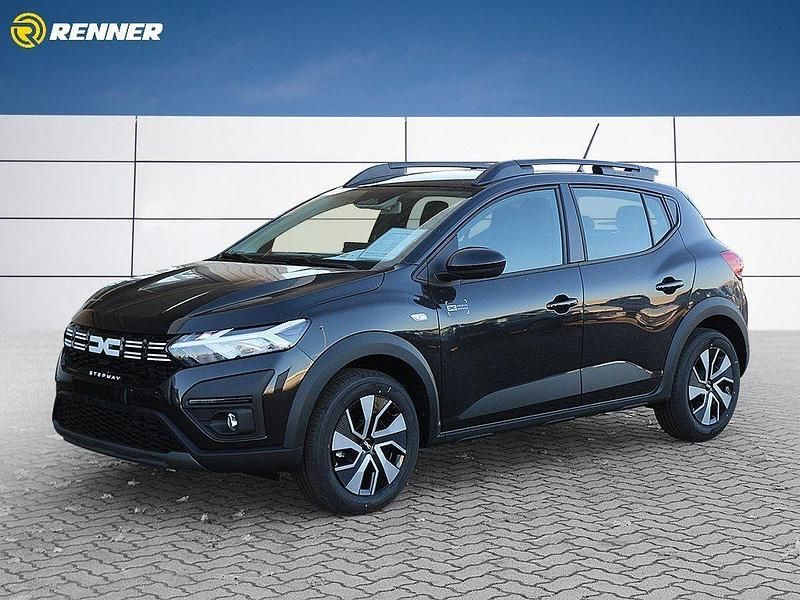 Schwarz Neu 2025 Dacia Sandero Expression Limousine | 18.990 € - Bild 1/4